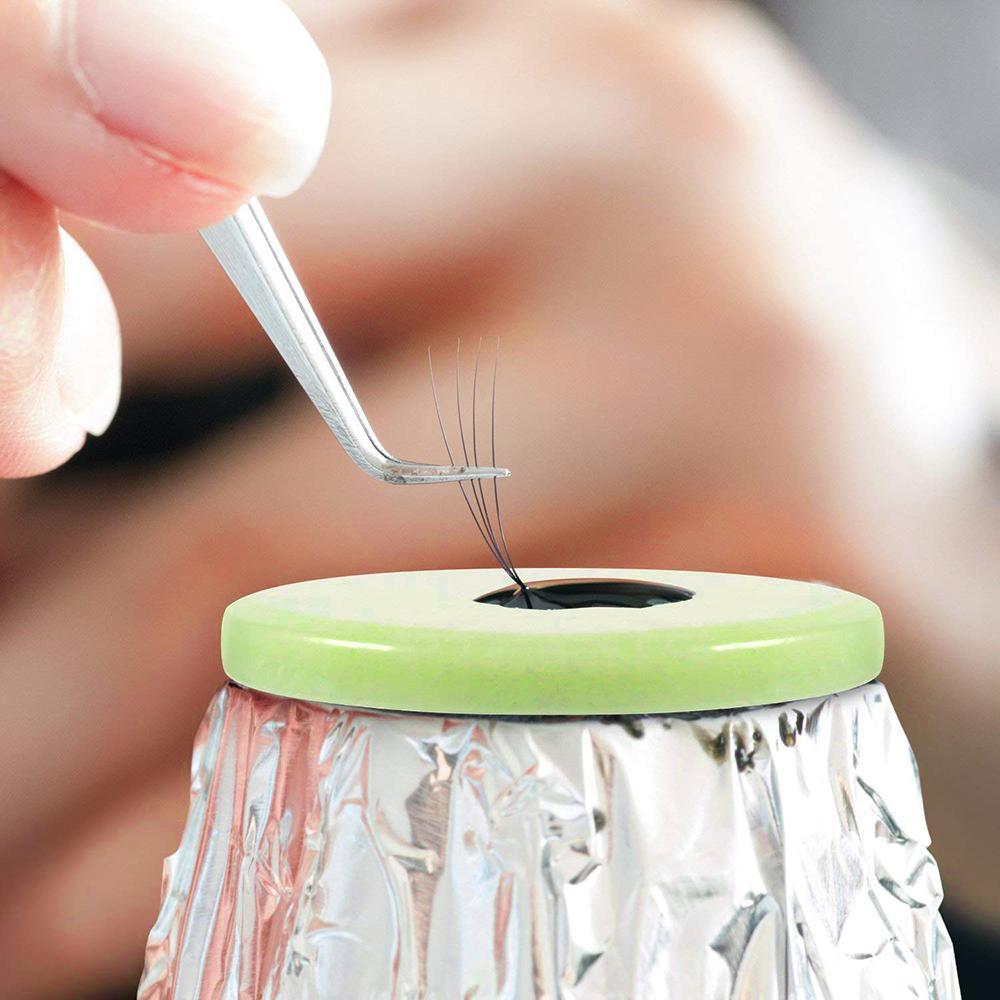 Cils Secs Colle Faux