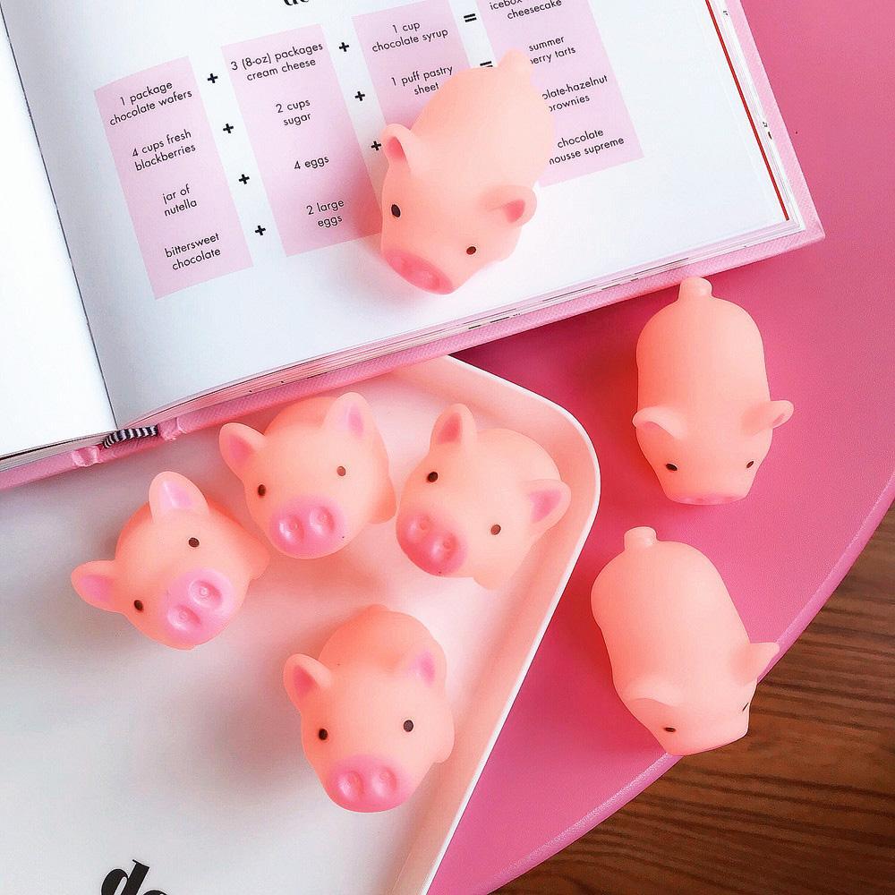 Squeeze Pig Squishy Mochi