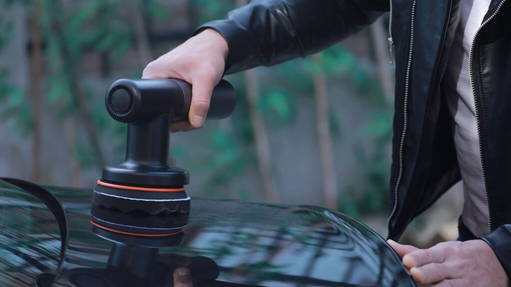 Polisseuse de voiture sans fil pratique