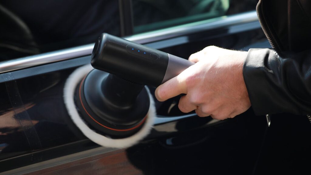 Polisseuse de voiture sans fil pratique