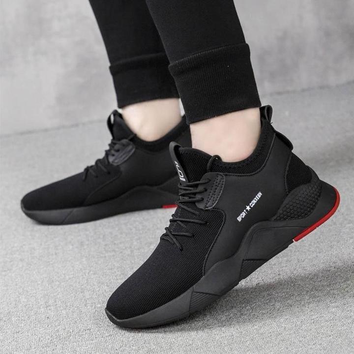 Titan Sneakers Autonomes