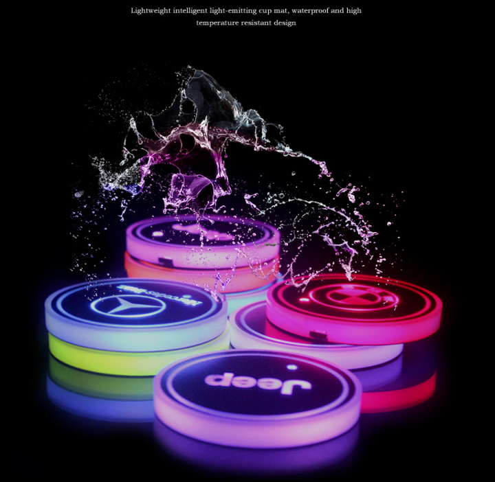 Vente Chaude!-La Tasse De Logo De Voiture Menée Allume Le Support Usb Chargeant 7 Couleurs Changeantes
