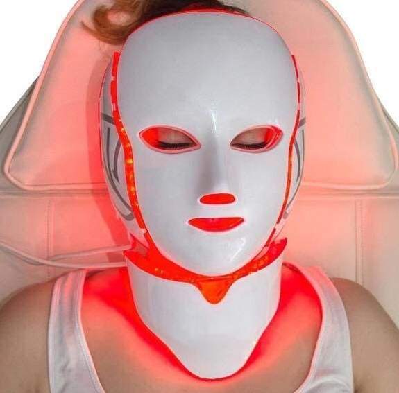 Masque de luminothérapie LED pour le visage et le cou Hilmana