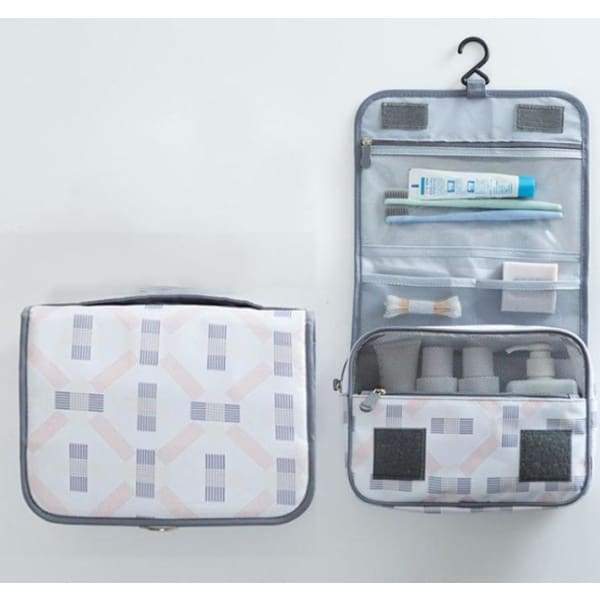 Trousse De Toilette À Suspendre