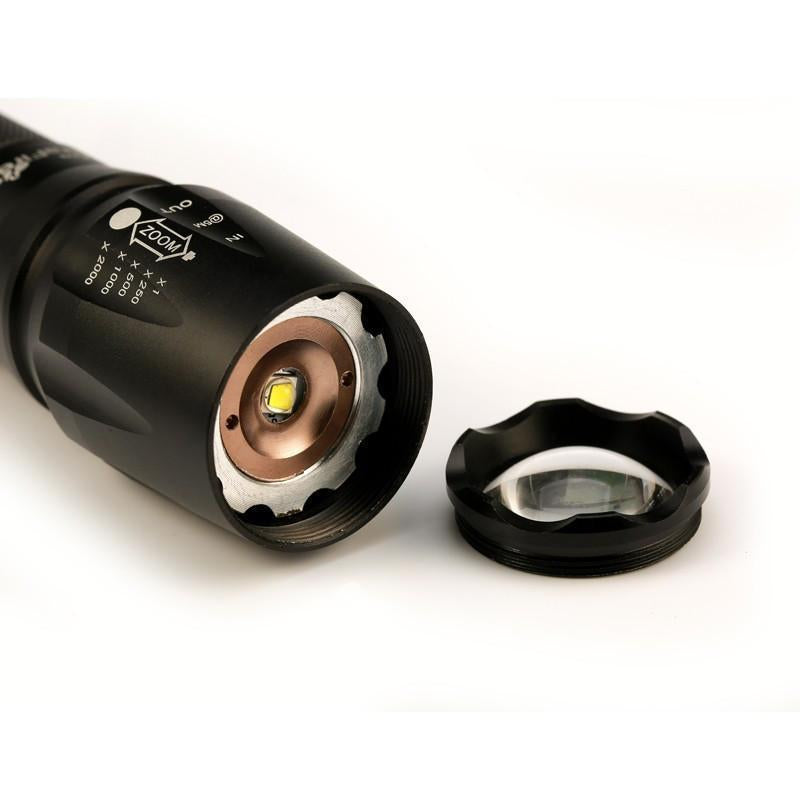 Lampe De Poche Tactique À Del De 2000 Lumens De Catégorie Militaire