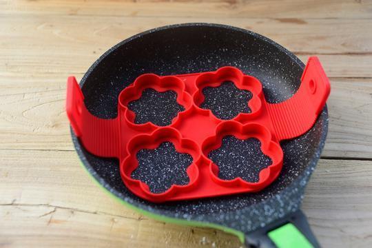 Flippin Fantastic Pancake Maker Silicone