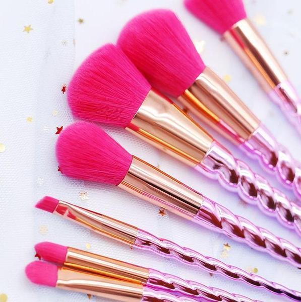 7Pcs Maquillage Rose Chaud Souple Brosses Licorne Set